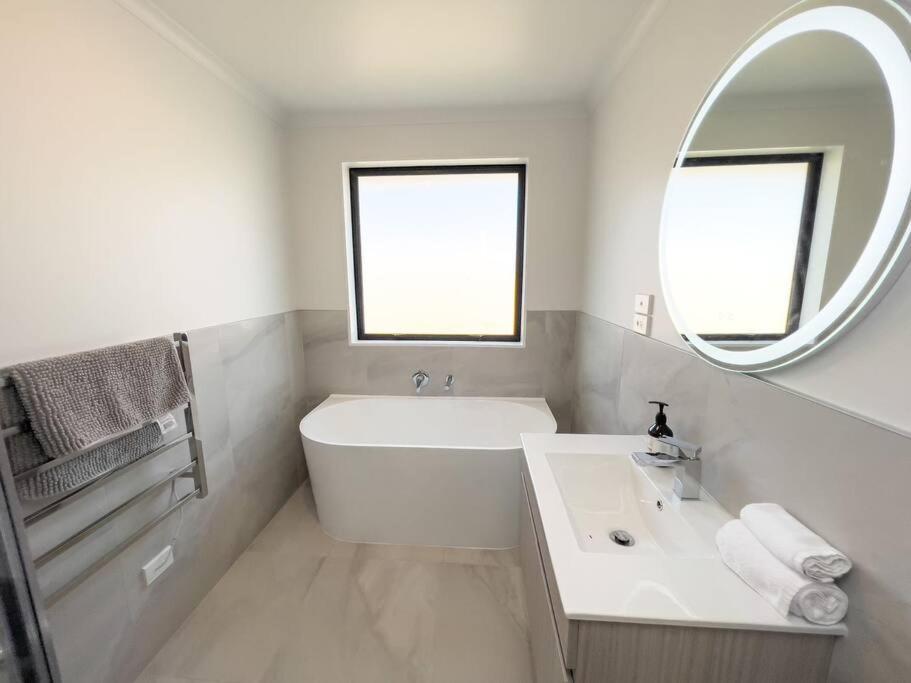 Peaceful 5 Bedrooms Retreat Rotorua Exteriör bild