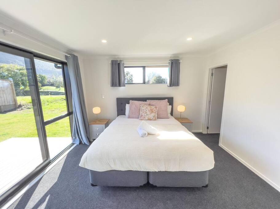 Peaceful 5 Bedrooms Retreat Rotorua Exteriör bild